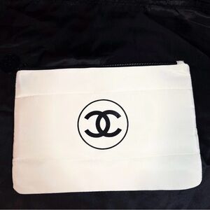 CHANEL White Quilted Puffer Pouch Tote